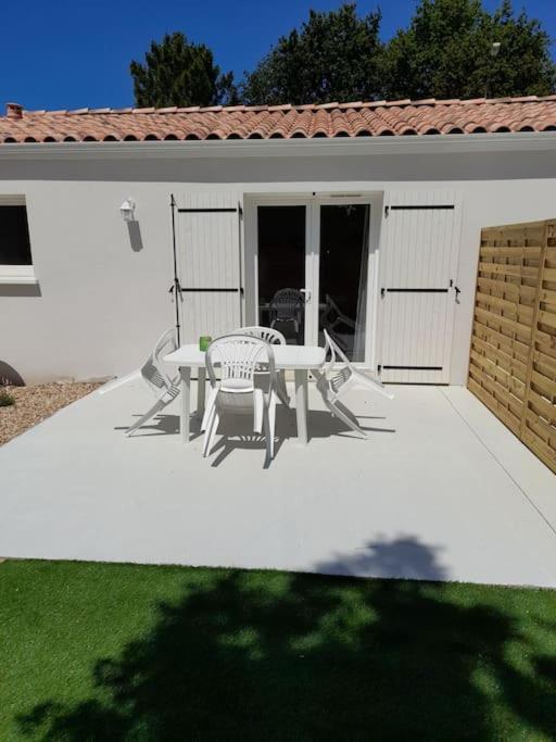 Le Logis De Gatseau Appartement Les Mathes Buitenkant foto